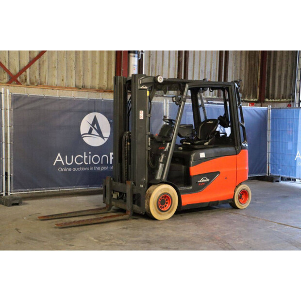 2017 ليندي E25HL-01/600-44519820