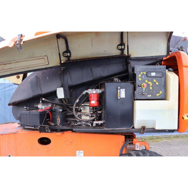 2014 JLG 660SJ-44519875