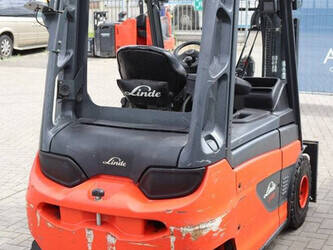 2017-linde-e30-01-1397933-44519965