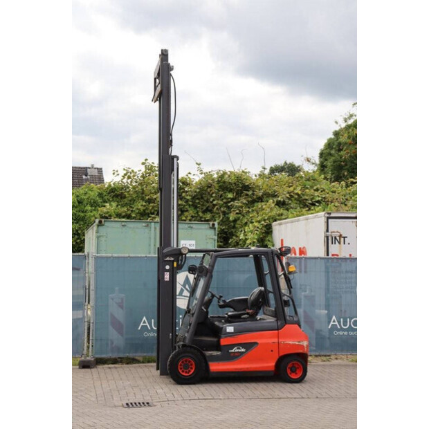 2017 Linde E30-01-44520000