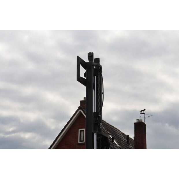 2017 Linde E30-01-44520004