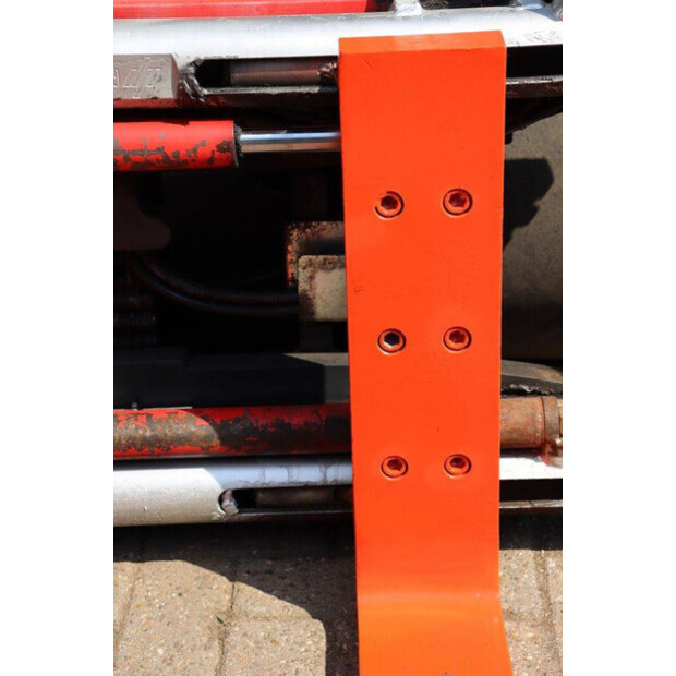 2018 ليندي E35L-01-44520096