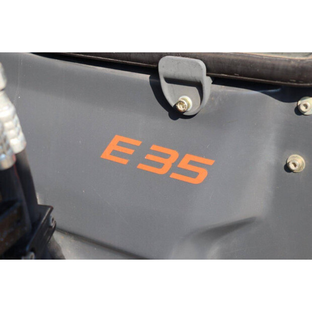 2018 ليندي E35L-01-44520097