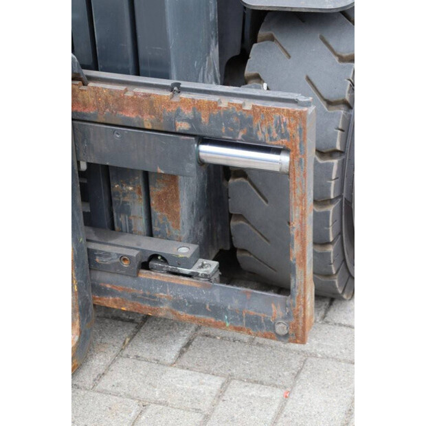 2020 Linde E25L-01-44520121