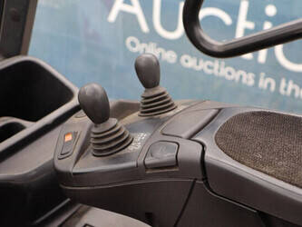 2020-linde-e25l-01-1397937-44520135