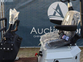 maybach-dw-08-1397944-44520408