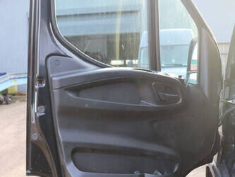 2020-iveco-daily-40c21-hi-matic-44520638