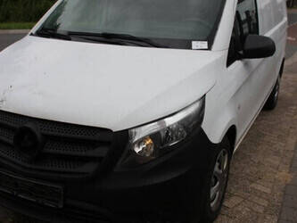 2017-mercedes-benz-vito-1397958-44520880