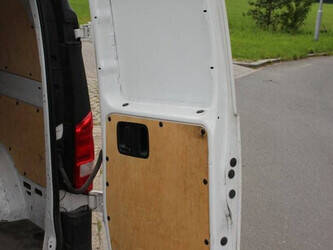 2017-mercedes-benz-vito-1397958-44520889