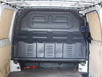 2017-mercedes-benz-vito-1397958-44520893