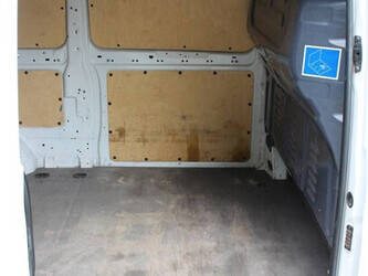 2017-mercedes-benz-vito-1397958-44520895