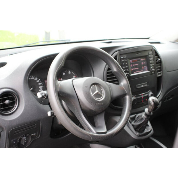 2017 Mercedes-Benz Vito-44520908