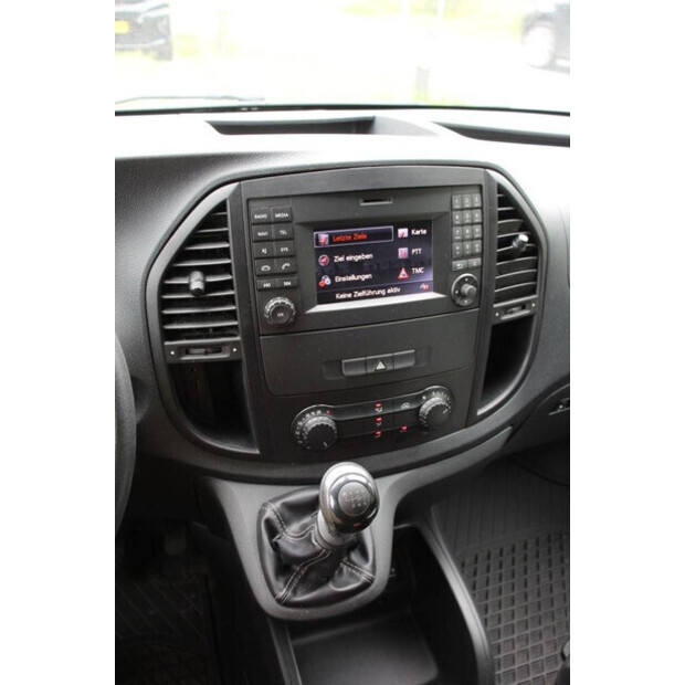 2017 Mercedes-Benz Vito-44520909