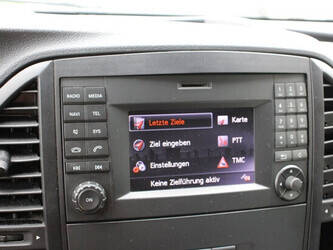 2017-mercedes-benz-vito-1397958-44520910