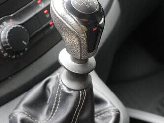 2017-mercedes-benz-vito-1397958-44520911