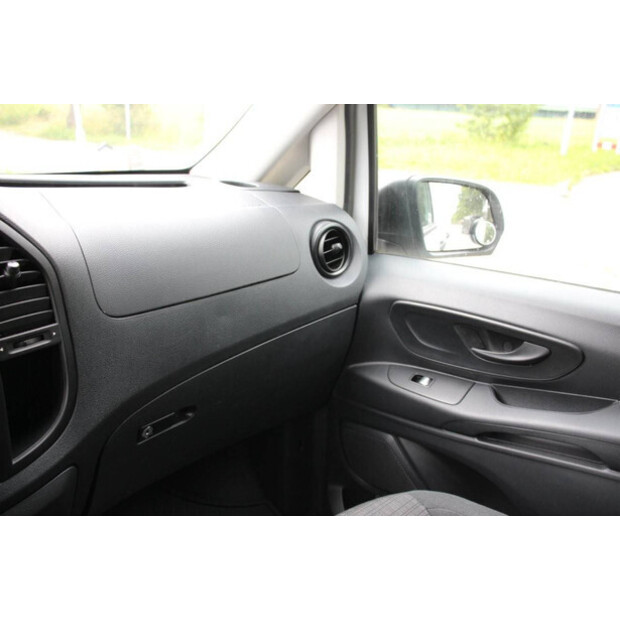 2017 Mercedes-Benz Vito-44520914