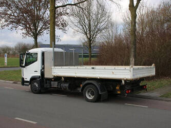 nissan-nt500-1397959-44520922