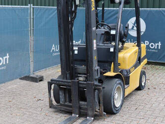 2008-yale-gdp30vx-44521004