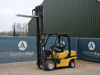 2008-yale-gdp30vx-44521026