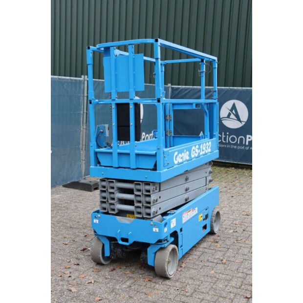 2011 Genie GS-1932-44521066