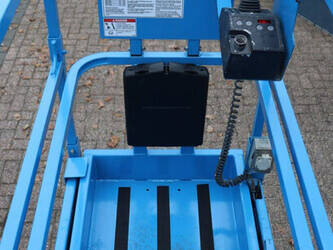 2011-genie-gs-1932-1397964-44521077