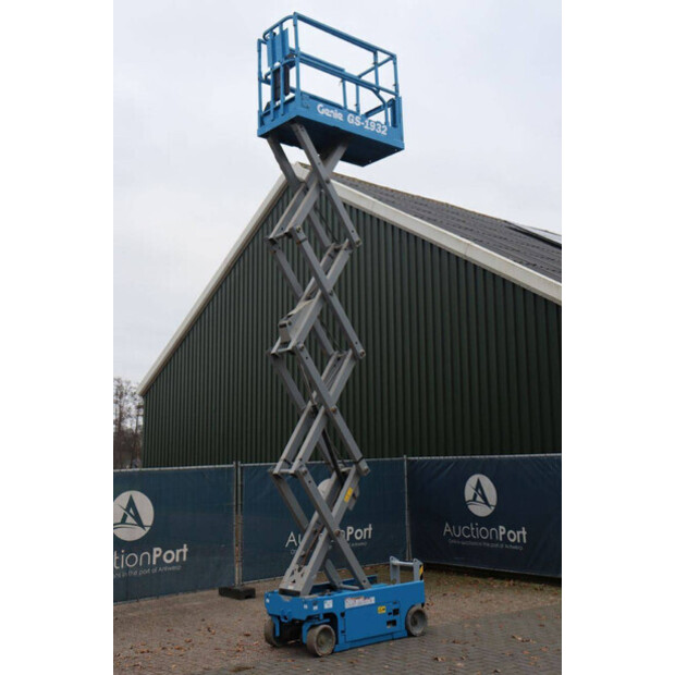 2011 Genie GS-1932-44521082