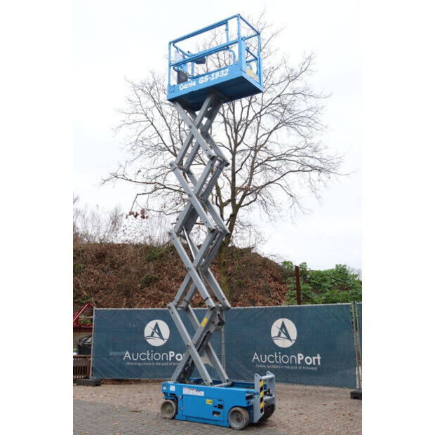 2011 Genie GS-1932-44521084