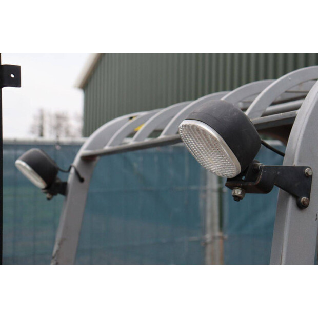 2007 BT C3E160-44521129