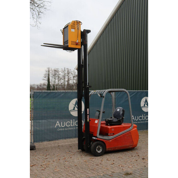 2007 BT C3E160-44521147