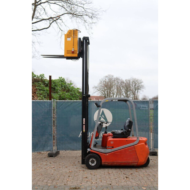 2007 BT C3E160-44521148