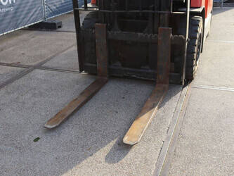 2005-toyota-7fbmf40-1397974-44521388