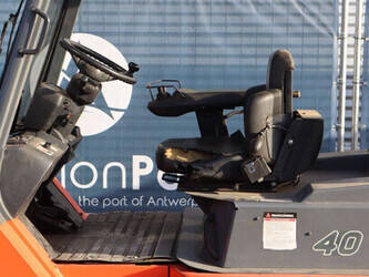 2005-toyota-7fbmf40-1397974-44521399