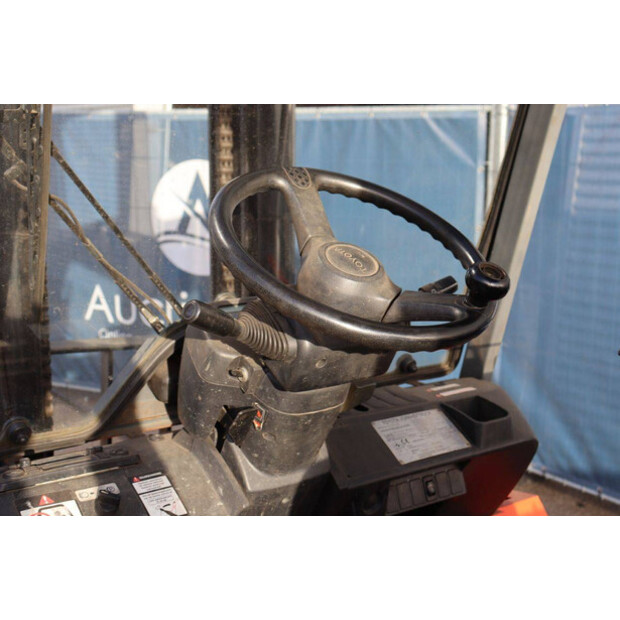 2005 تويوتا 7FBMF40-44521402