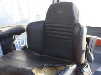 2005-toyota-7fbmf40-1397974-44521404