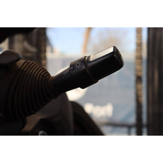 2005 تويوتا 7FBMF40-44521408