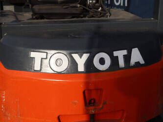 2013-toyota-8fbmt35-44521434