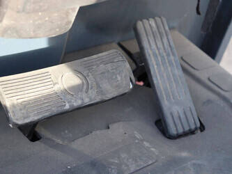 2013-toyota-8fbmt35-44521442