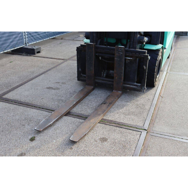 2019 MITSUBISHI FB30N-44521465