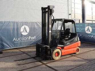 2001-linde-e30-02-1397978-44521539