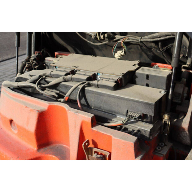 2001 ليندي E30-02-44521553