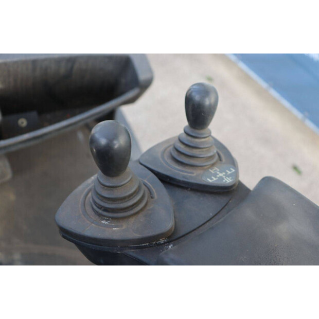 2008 ليندي H30T-44521637