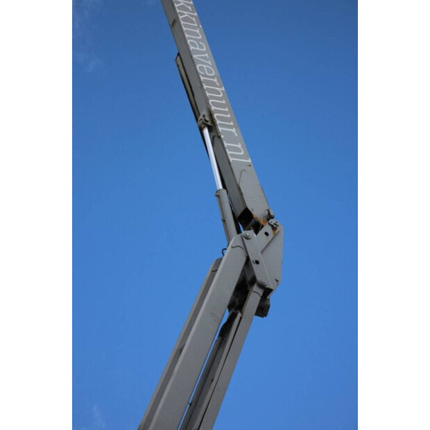 2005 Genie Z-60/34-44521835