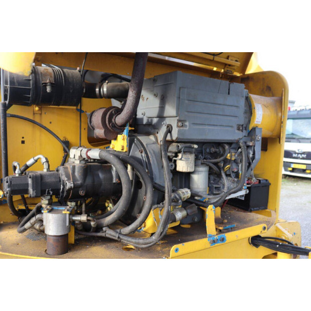 2006 Genie Z-60/34-44521867