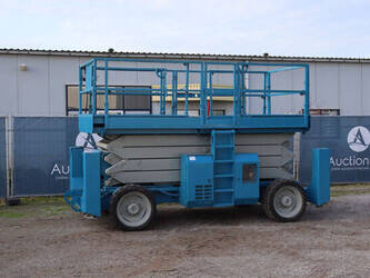 Image for MATERIAL HANDLING 2003 Genie GS-4390