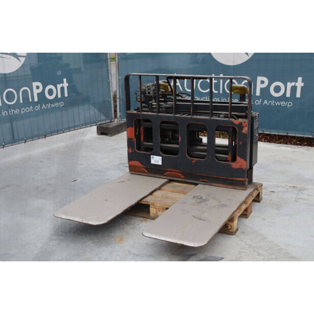 1994 TCM PPC205-44522082