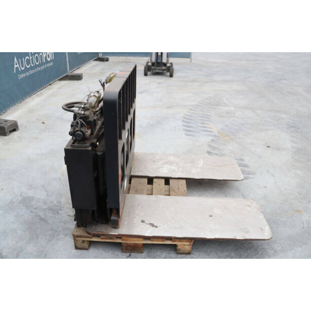 1994 TCM PPC205-44522086