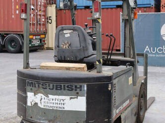 2002-mitsubishi-fb20-k-44522155