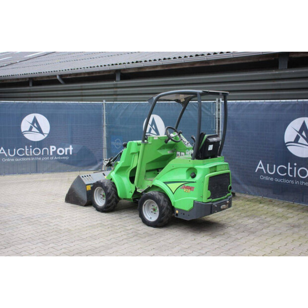 2018 Avant M528RIMCT-44522274