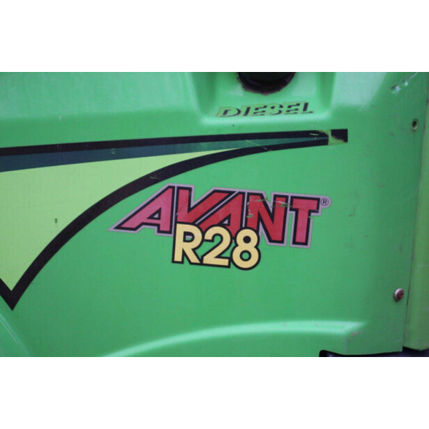 2018 Avant M528RIMCT-44522285