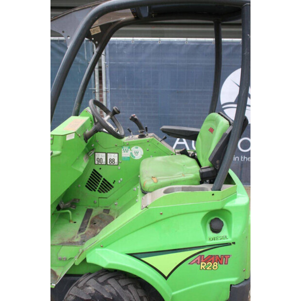 2018 Avant M528RIMCT-44522289